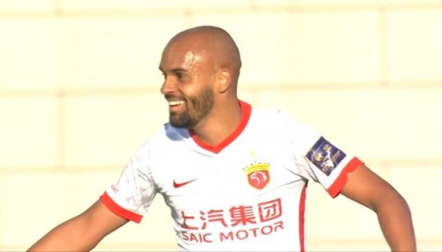 开云体育下载-【足协杯】保利尼奥世界波吕文君点射 海港2比1陕西